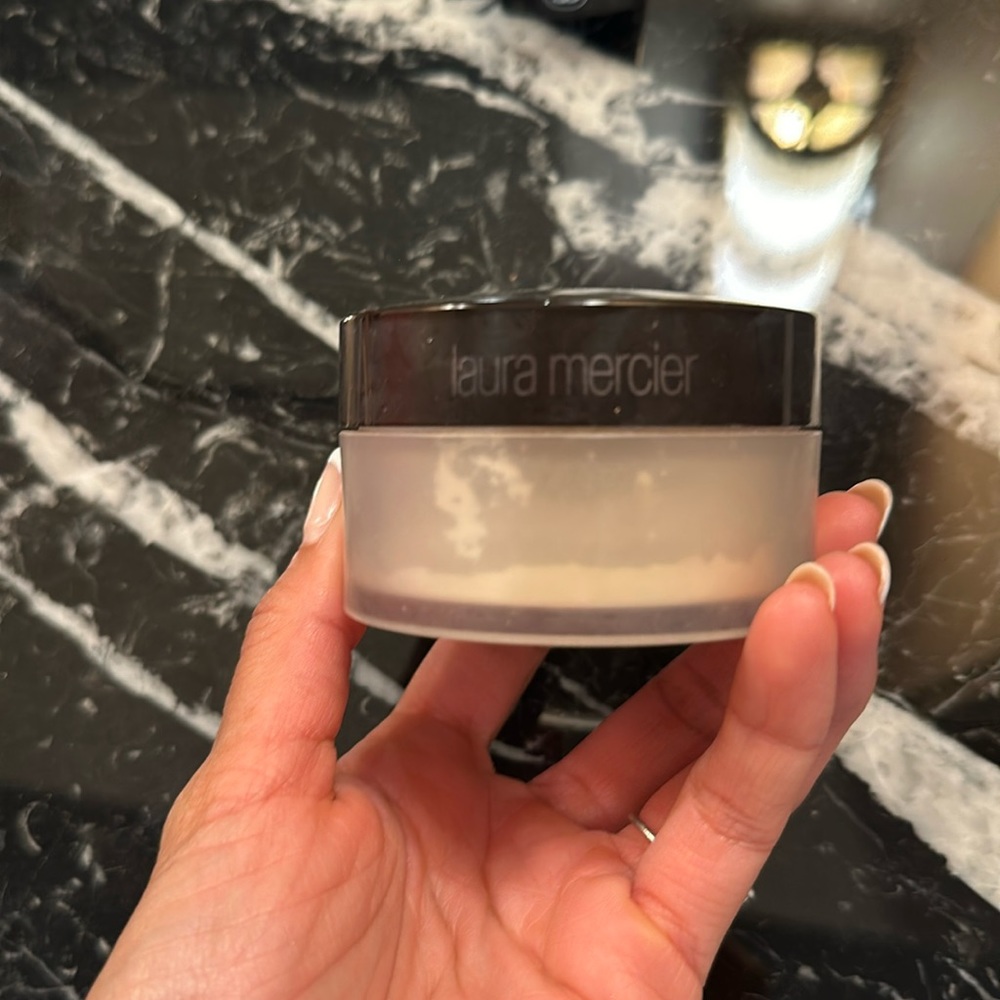 Laura Mercier translucent setting powder